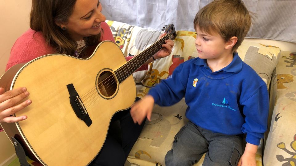 Life-changing music therapy to children